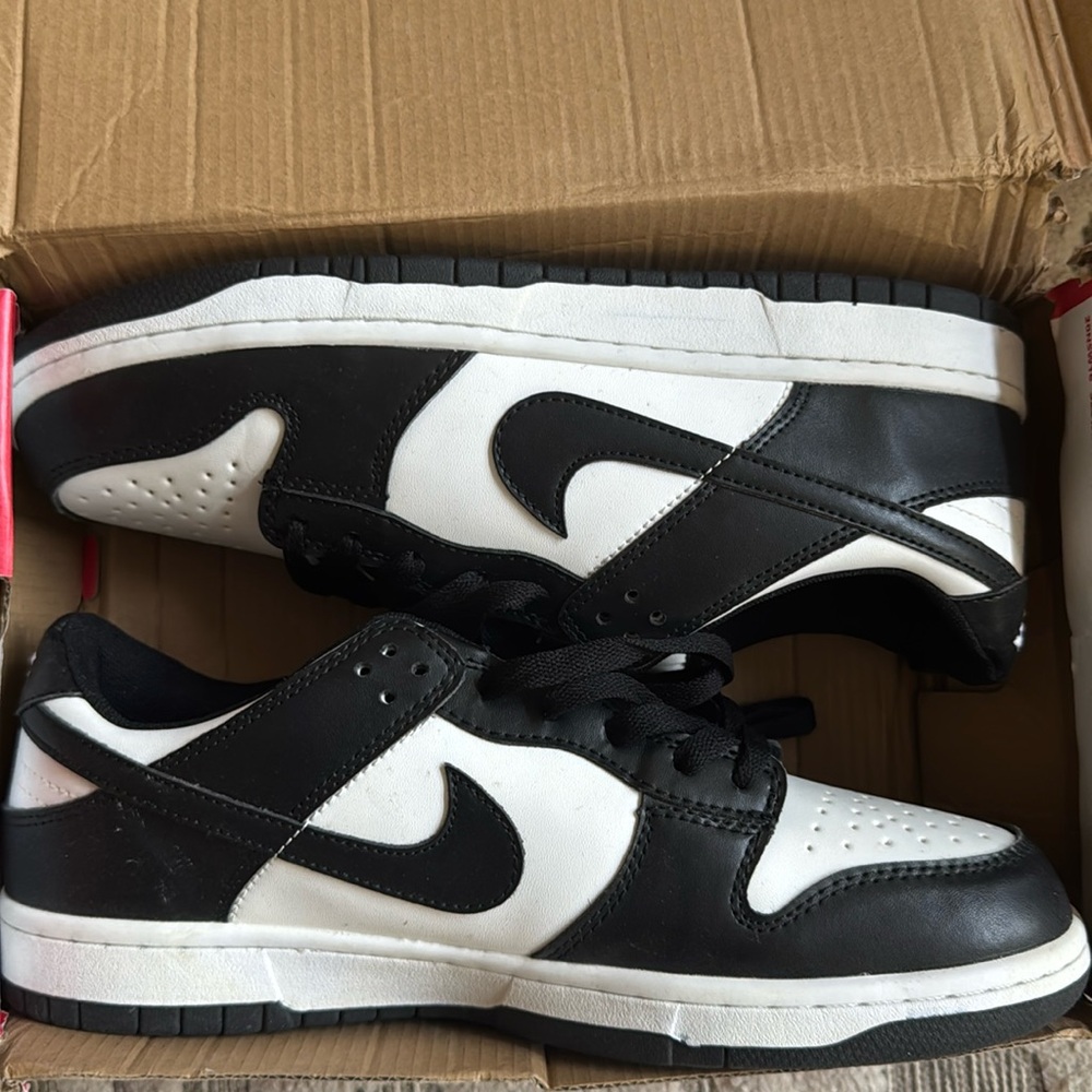 Men’s 11 black and white panda Nike dunks
